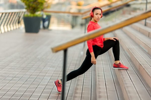 Quels sont les exercices de renforcement musculaire à privilégier pour les personnes sédentaires ?