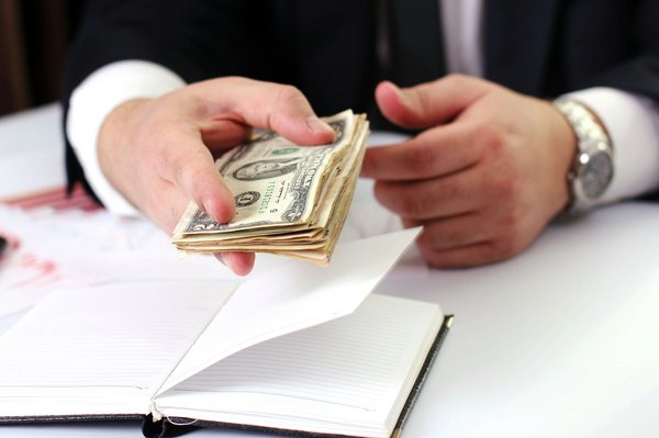 Portage salarial ou freelance : quel statut choisir ?